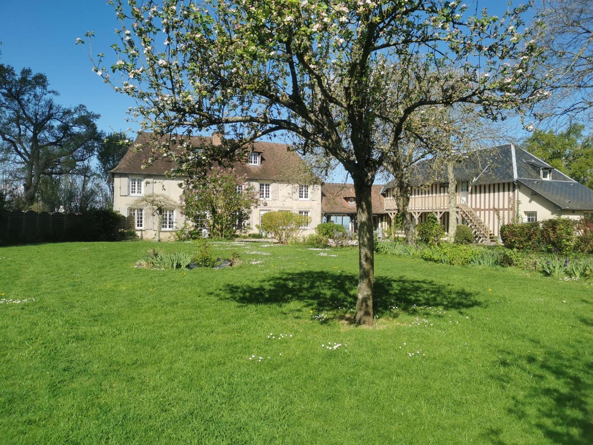 Les Marronniers Cambremer Exterior foto